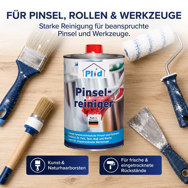 Von oben fotografiert: die Dose Plid Pinselreiniger auf hellem Holz, ringsum angeordnet ein Flachpinsel, ein Ringpinsel, eine Farbrolle und ein Spachtel mit Farbspritzern. Zwei Hinweise nennen Kunst- und Naturhaarborsten.